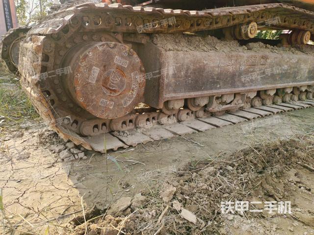 左驅(qū)動(dòng)輪（行走機(jī)構(gòu)）