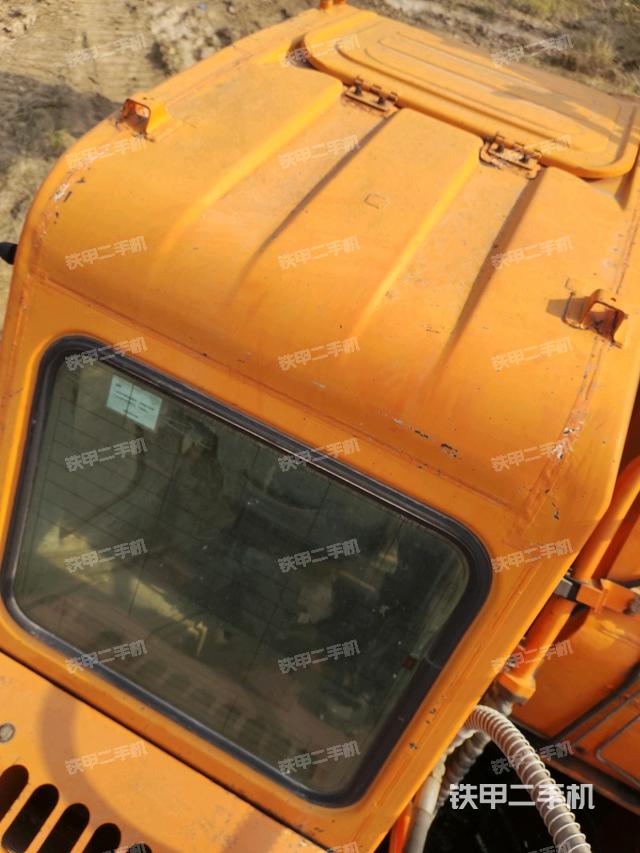 駕駛室頂部俯視（上車部件）