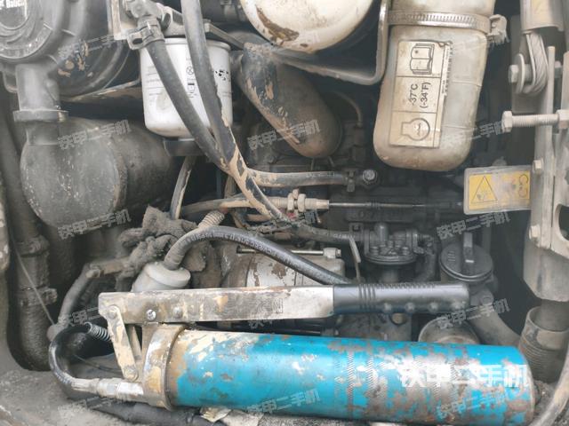 发动机整体俯视（整机外观）