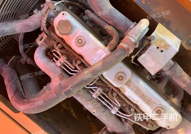 發(fā)動機(jī)整體俯視（整機(jī)外觀）