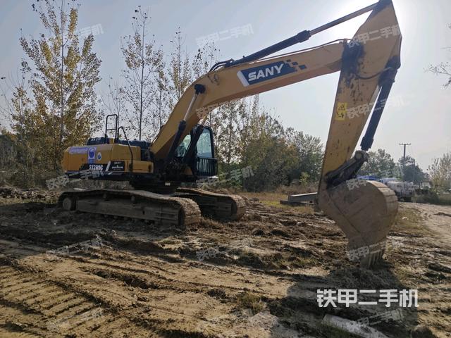 驾驶室整体（整机外观）