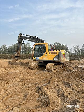 沃爾沃EC140D挖掘機(jī)