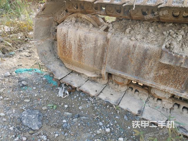 右驱动轮（行走机构）