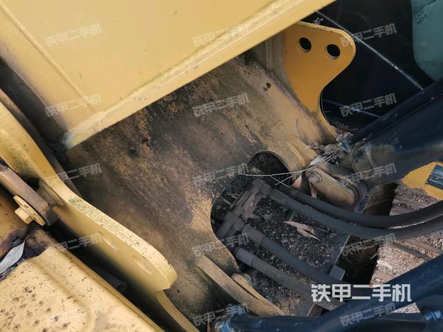 大臂根部 斜视（工作和回转装置）