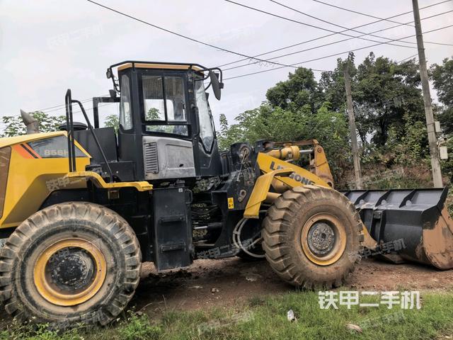 右前45°（整機外觀）