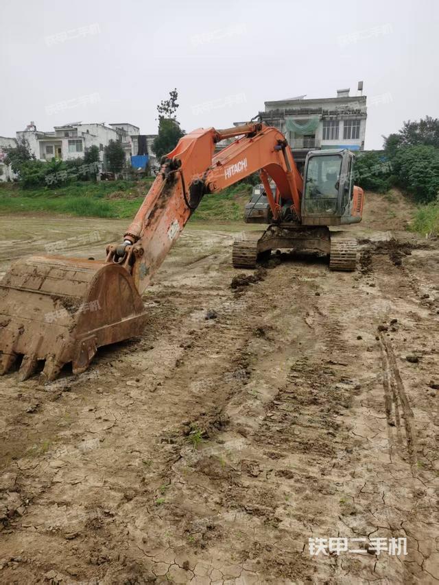 日立ZX240LC-3挖掘機(jī)