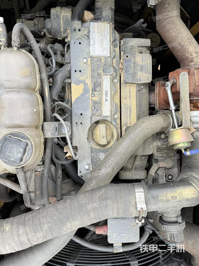 發(fā)動(dòng)機(jī)整體俯視（整機(jī)外觀）