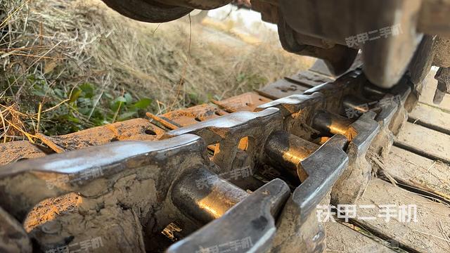 左导向轮（行走机构）