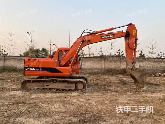 整机右后45°（整机外观）