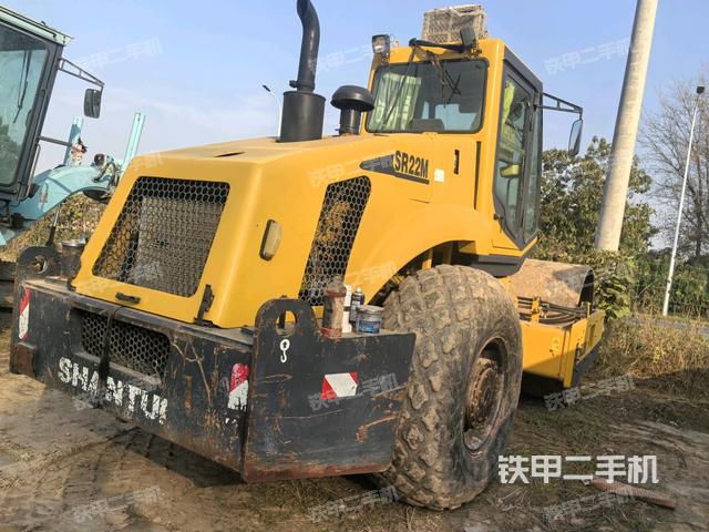 右后45°（壓路機(jī)整機(jī)外觀）