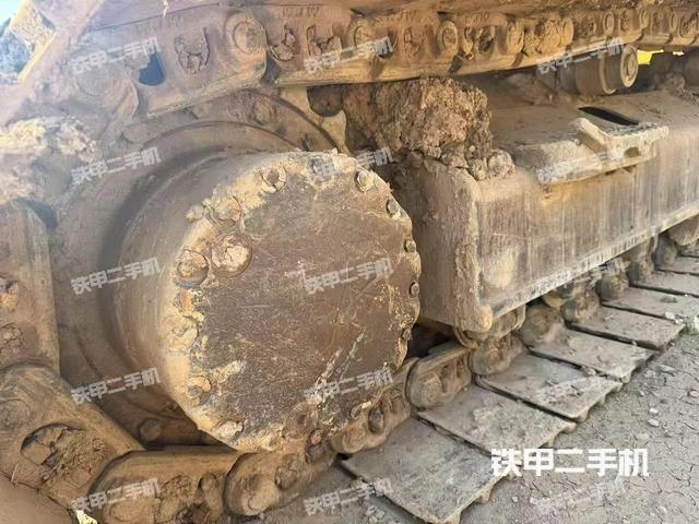 单侧履带整体（整机外观）