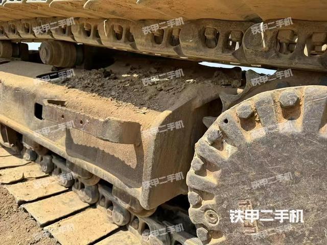 单侧履带整体（整机外观）