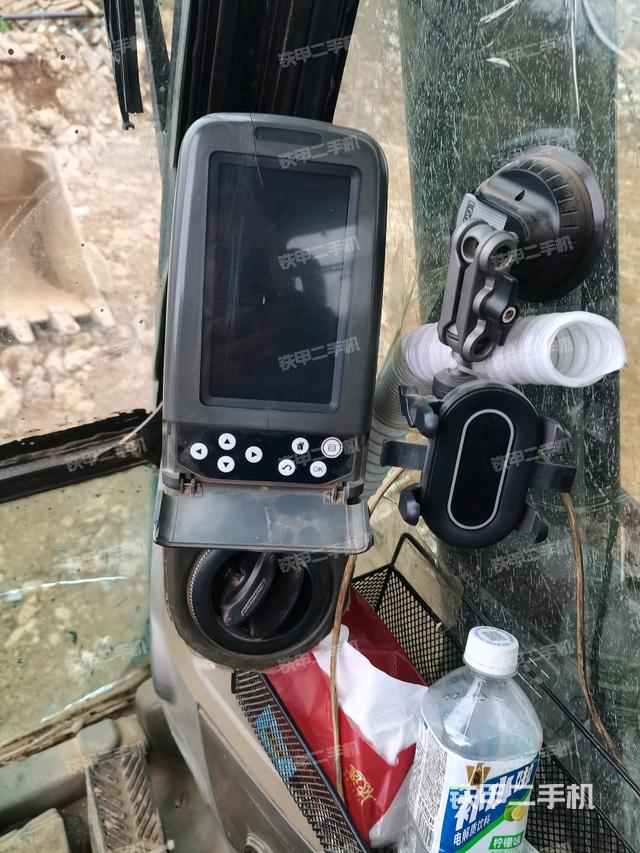 显示屏 （驾驶室部分）