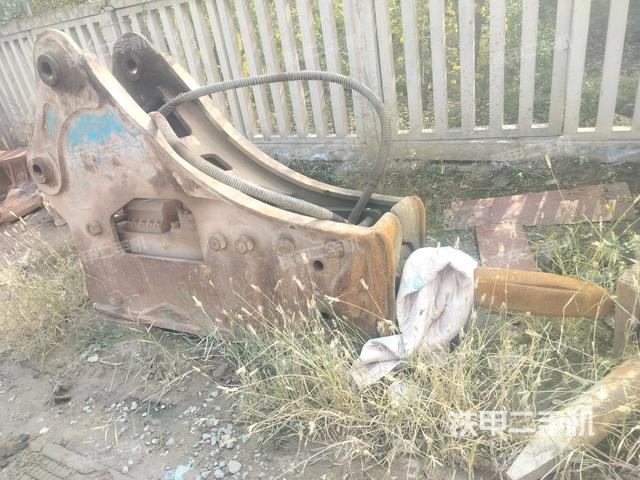 未知品牌Φ185三角型破碎锤