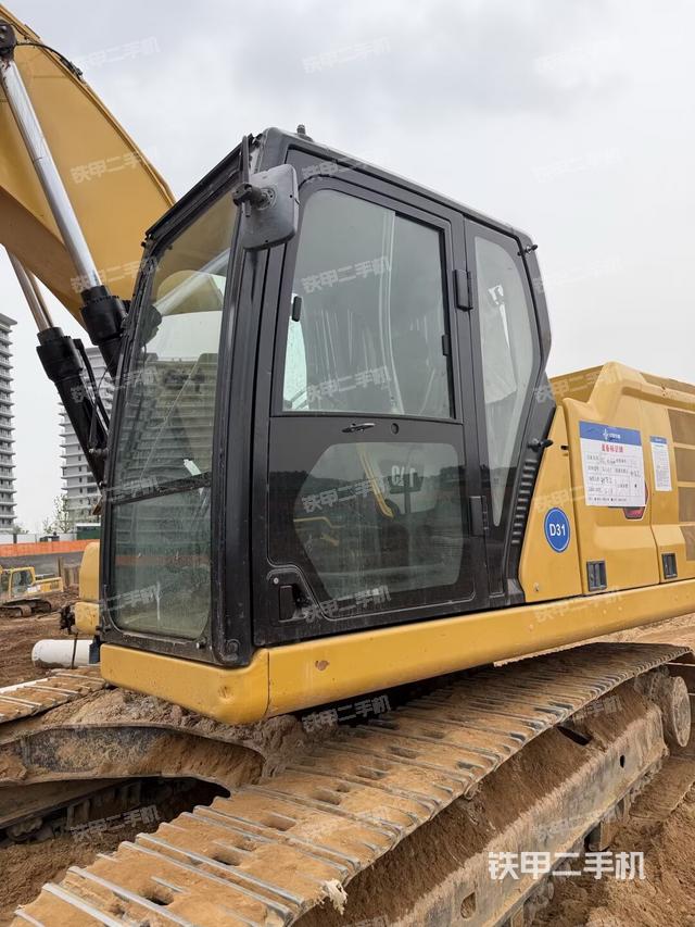 左后方玻璃角标（驾驶室部分）