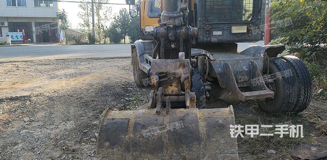 新源XYB75W-8挖掘机