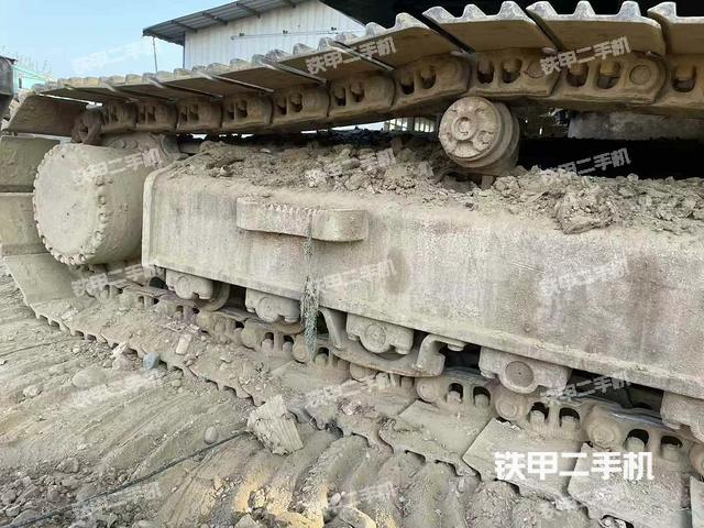 单侧履带整体（整机外观）