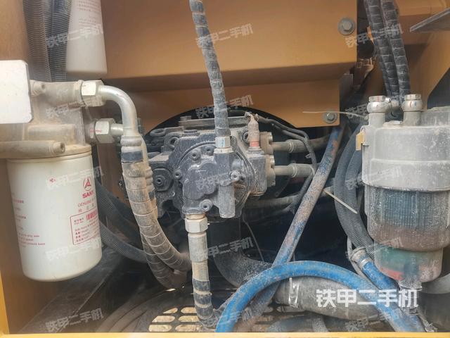 液压泵斜45 右（大件舱室）