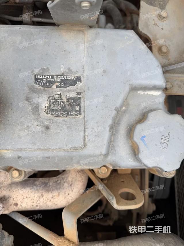 发动机室（上车部件）