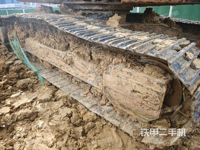 单侧履带整体（整机外观）