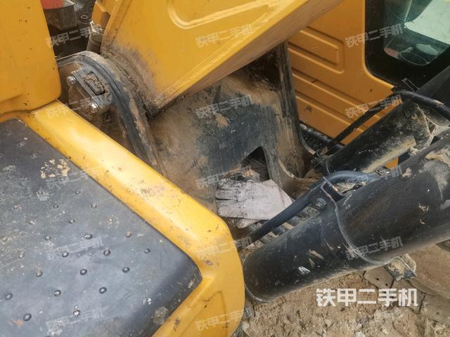 大臂根部 斜视（工作和回转装置）