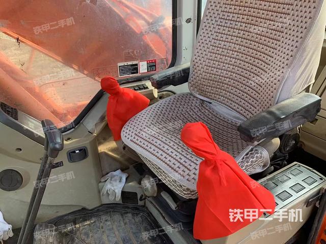 驾驶室整体（整机外观）