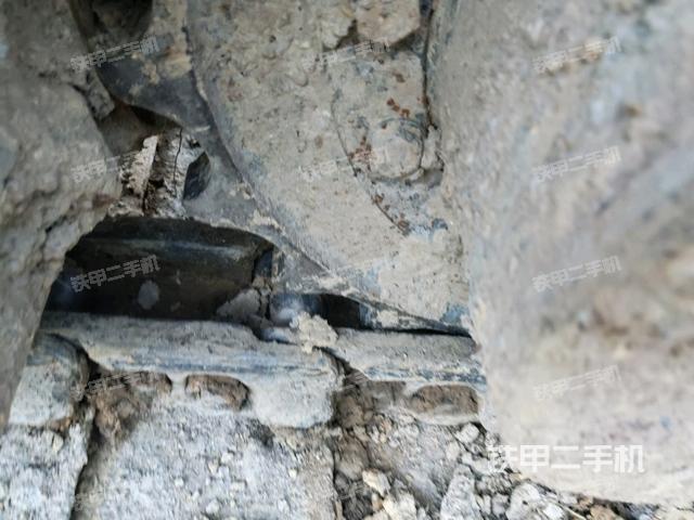 右侧行走马达盖板（行走机构）