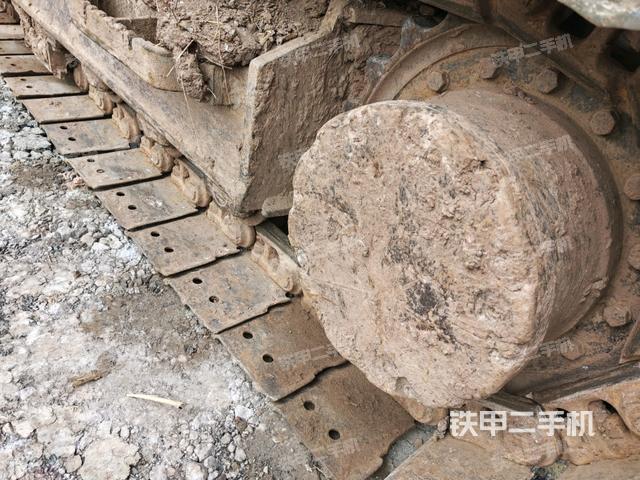 左驱动轮（行走机构）