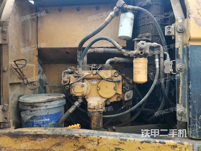 液压泵室（大件舱室）