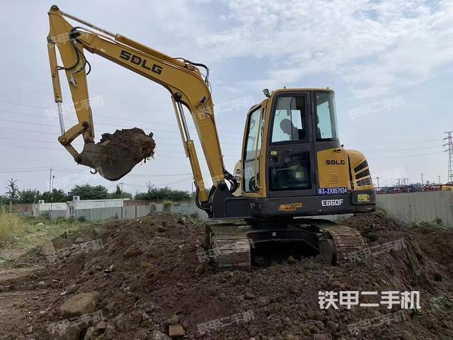 山东临工E660F挖掘机