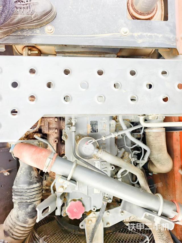 发动机整体俯视（整机外观）