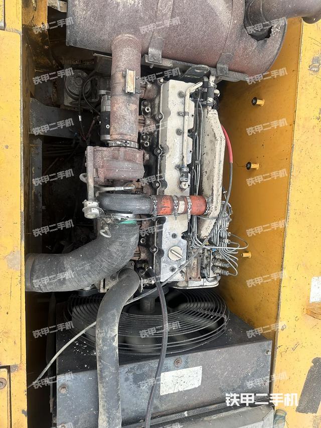 发动机整体俯视（整机外观）