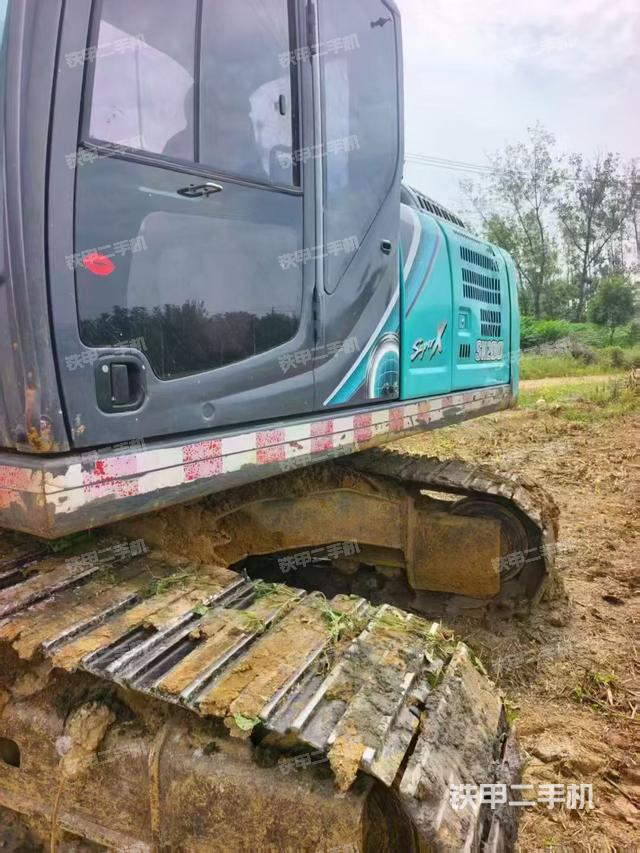 单侧履带整体（整机外观）