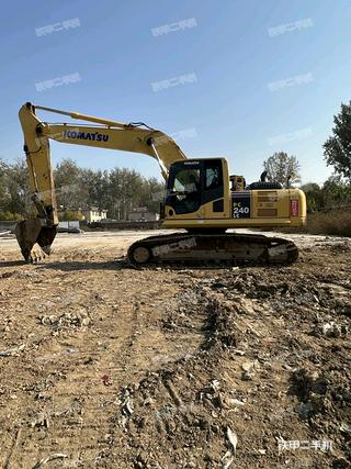 小松PC240LC-8M0挖掘机