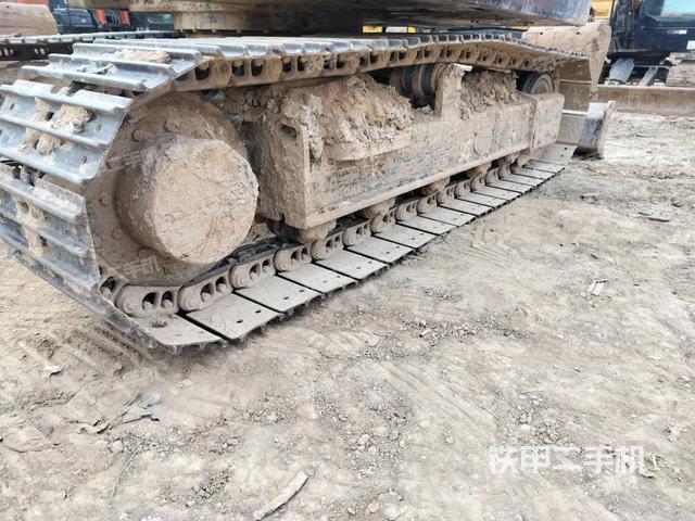 右侧履带整体 （行走机构）