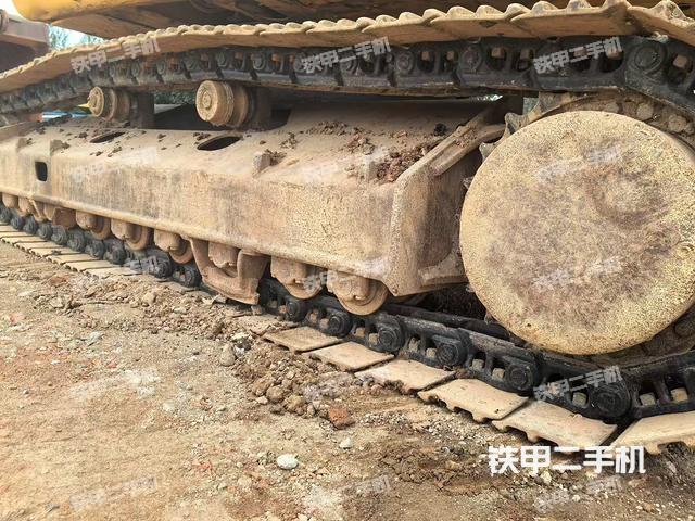 单侧履带整体（整机外观）