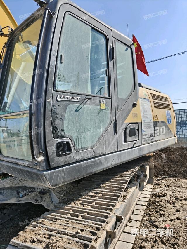 驾驶室整体（整机外观）