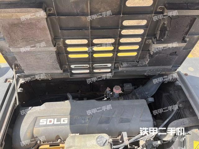 发动机整体俯视（整机外观）