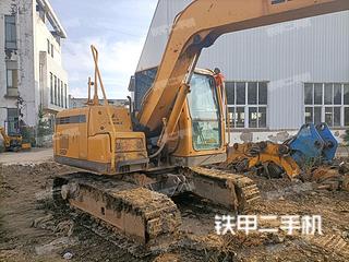 山東臨工E675F挖掘機(jī)