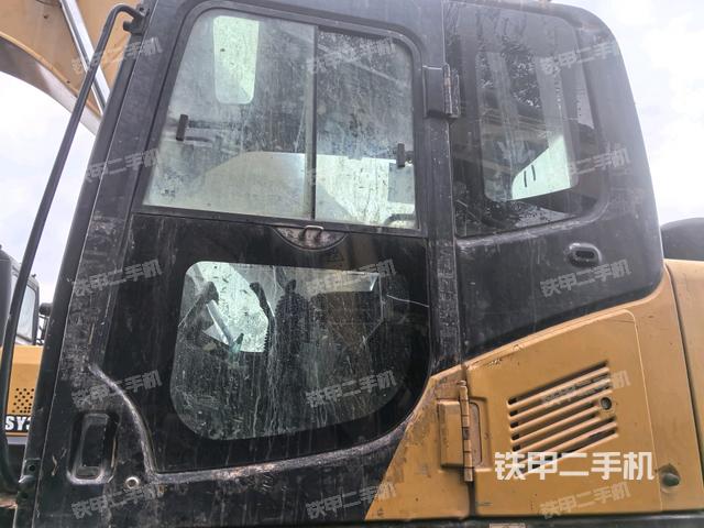 驾驶室正侧（驾驶室部分）