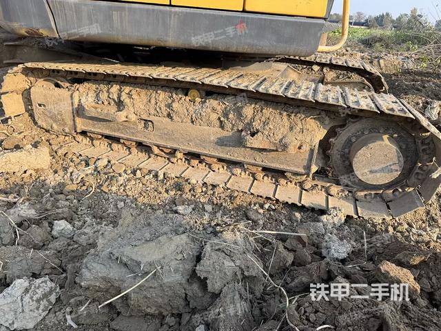 单侧履带整体（整机外观）