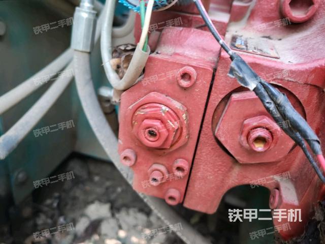 液压泵室（大件舱室）