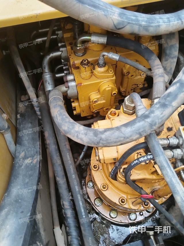 回轉(zhuǎn)馬達（上車部件）