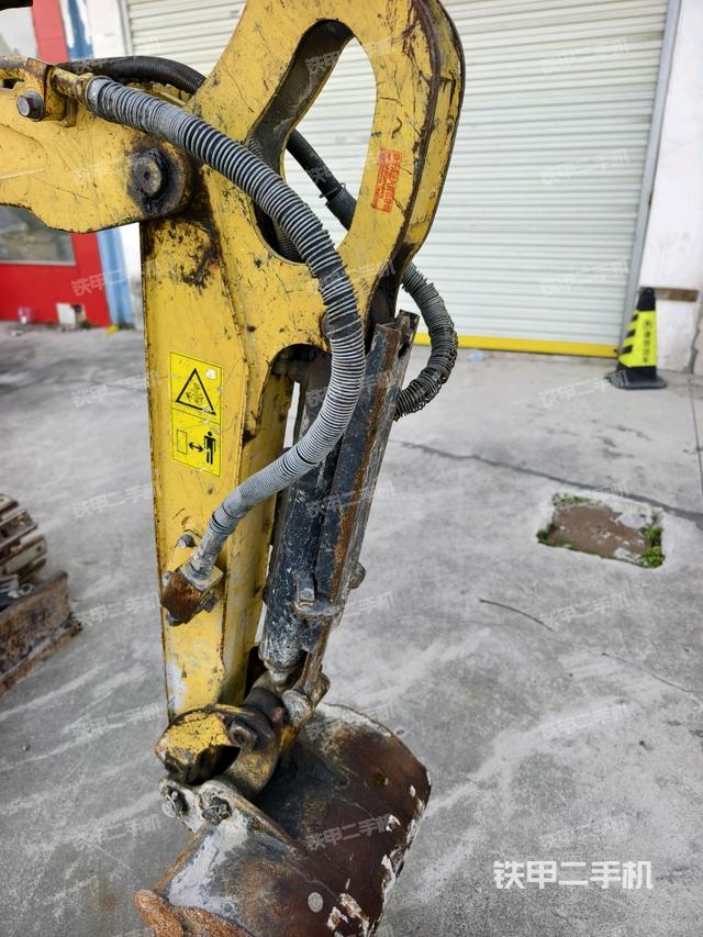 小臂整体右前（工作和回转装置）