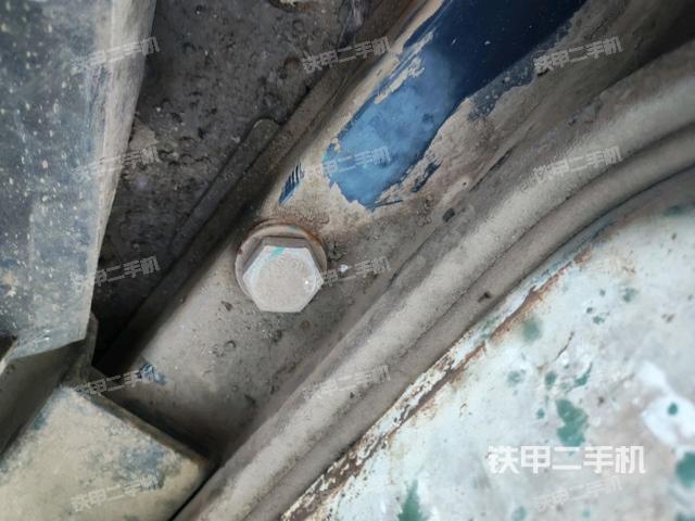 座椅后部（驾驶室部分）