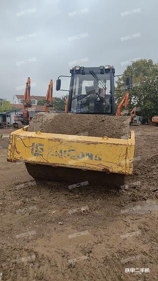 柳工CLG6126E压路机