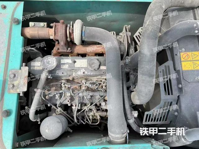 发动机整体俯视（整机外观）