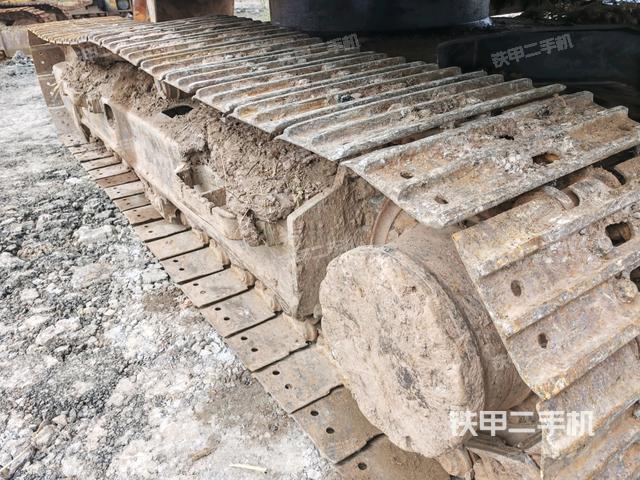 右侧履带整体（行走机构）