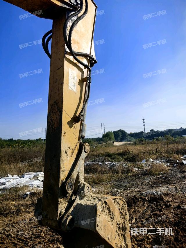 小臂整體左后（工作和回轉(zhuǎn)裝置）