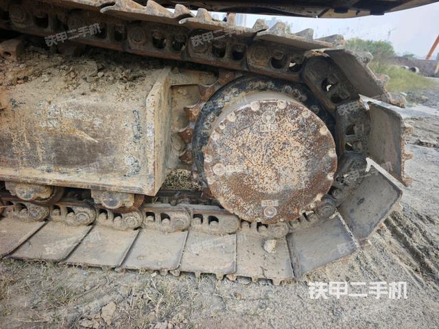 单侧履带整体（整机外观）